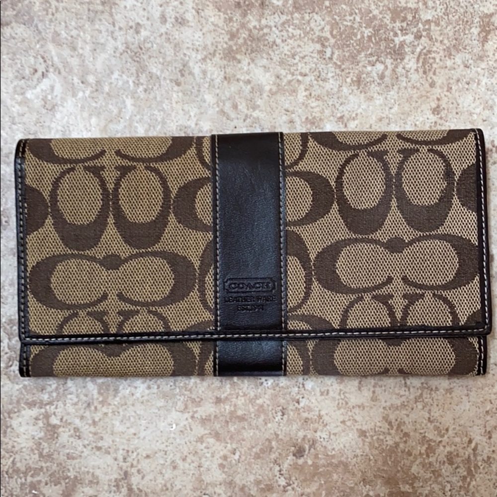 Coach wallet